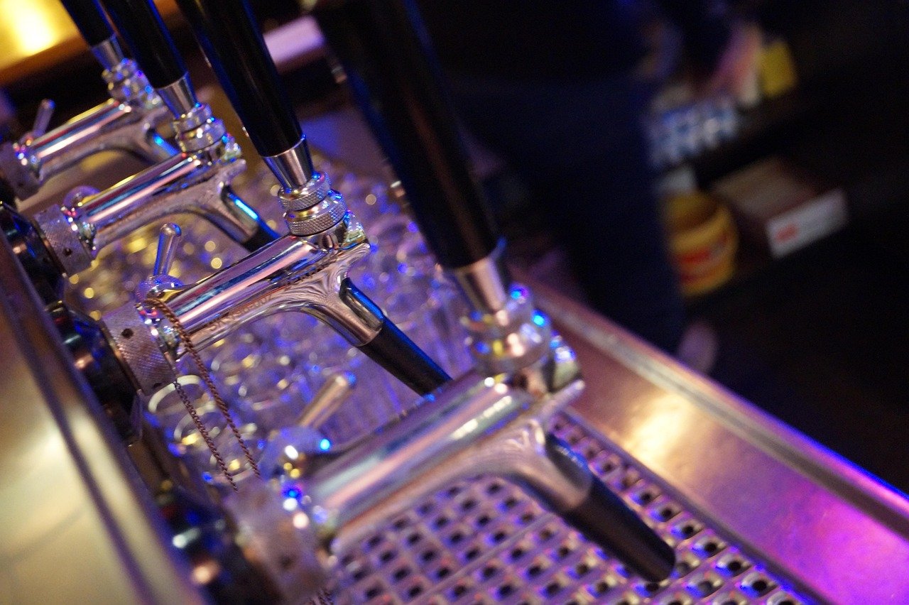 Más que Música: Cómo los Clubs Crean Experiencias