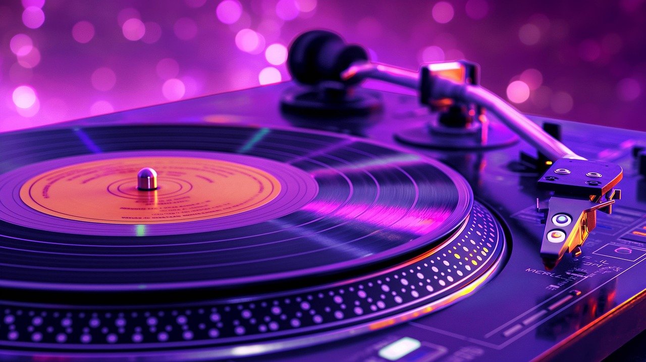 Las nuevas tendencias en locales y discotecas gay en Valencia para 2024